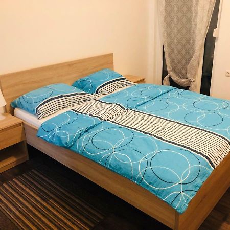 Готель Apartman Koprivnica **** Екстер'єр фото